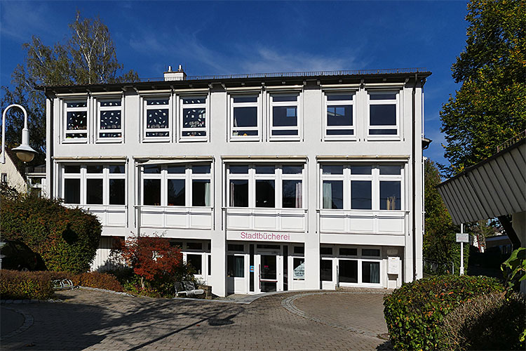 Bücherei im Neubau der FGS